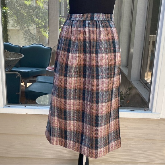 Vintage Dresses & Skirts - Vintage 70s Highwaisted Plaid Wool Pencil Skirt
